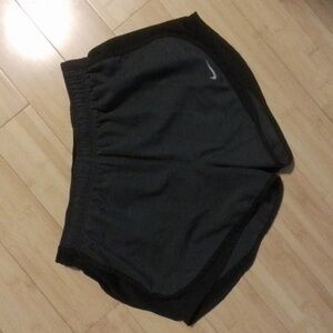 Womens Nike Dri-Fit Shorts M
